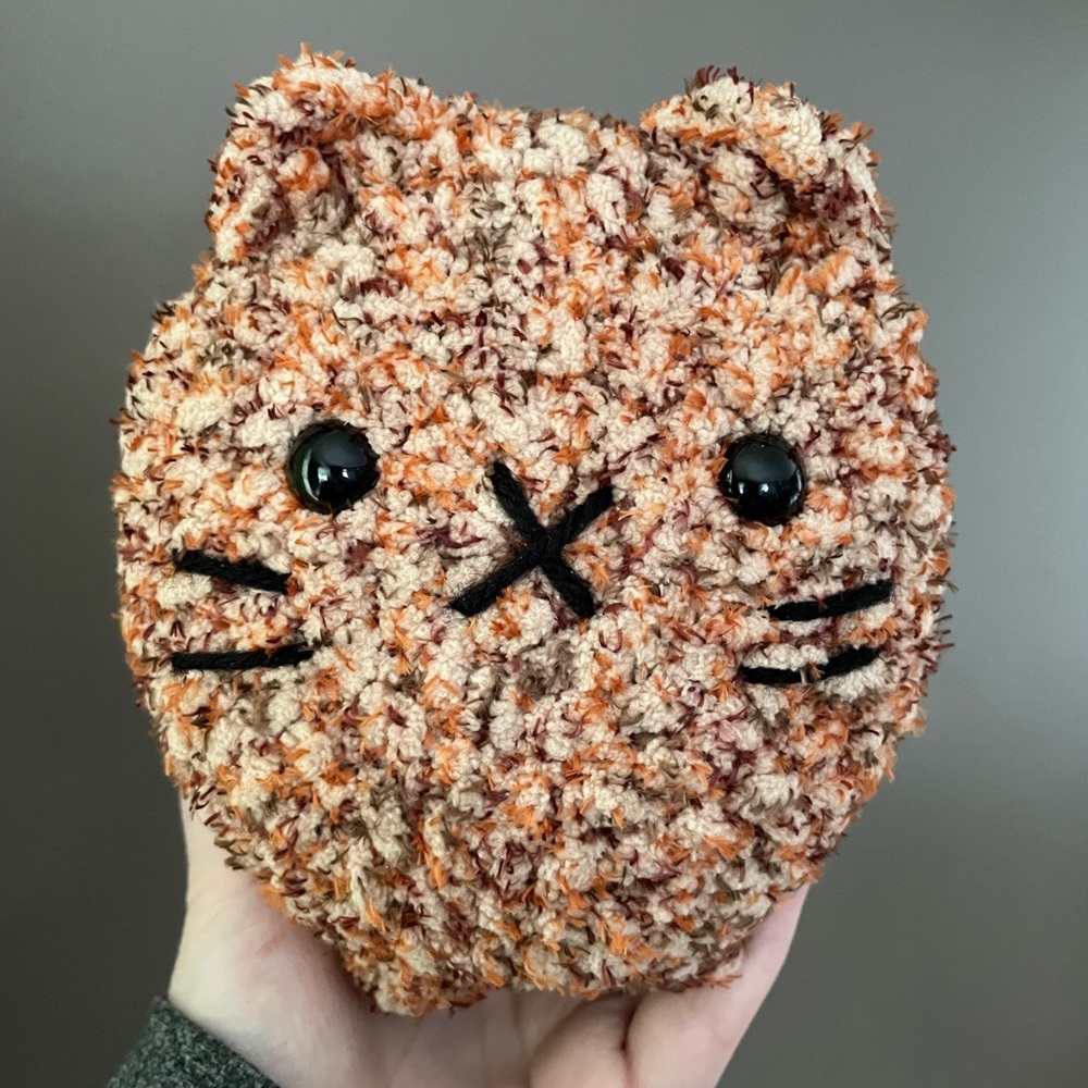 Loaf Cat Plushie Amigurumi Crochet Stuffie